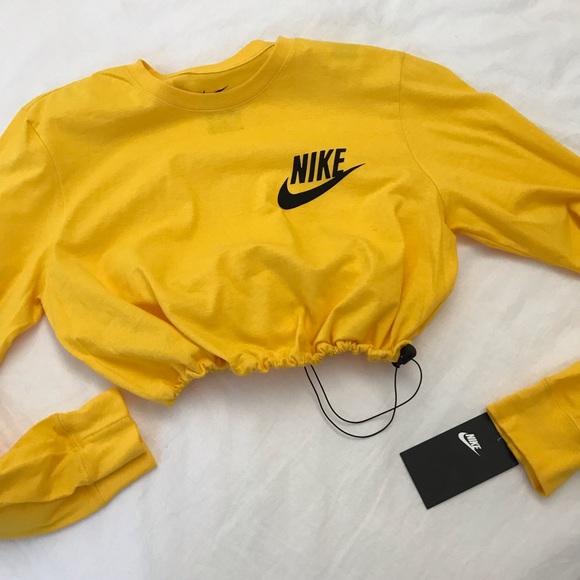 nike crop top yellow